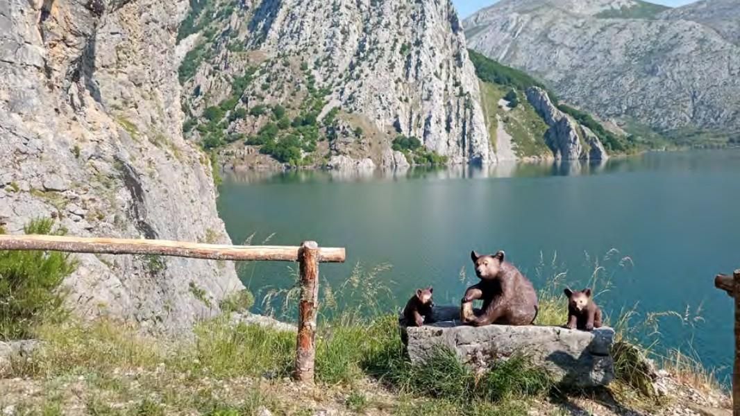Mirados de los Osines, uno de los que se habilitarán en la nueva ruta turística de Riaño junto al pantano.