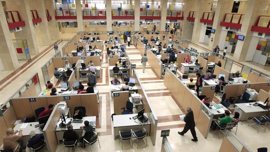 Hacienda presentará una oferta de empleo público para solucionar la interinidad