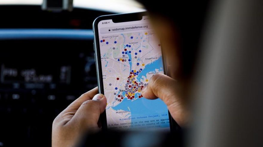 Los mapas virtuales facilitan desde hace ya tiempo rutas desde el teléfono móvil, pero tienen pendiente fomentar aún más la accesibilidad en las ciudades como pretende Mapp4all, una plataforma con 80.000 usuarios que acaba de recibir el espaldarazo de la fundación CTM para ampliar su papel como integrador social.