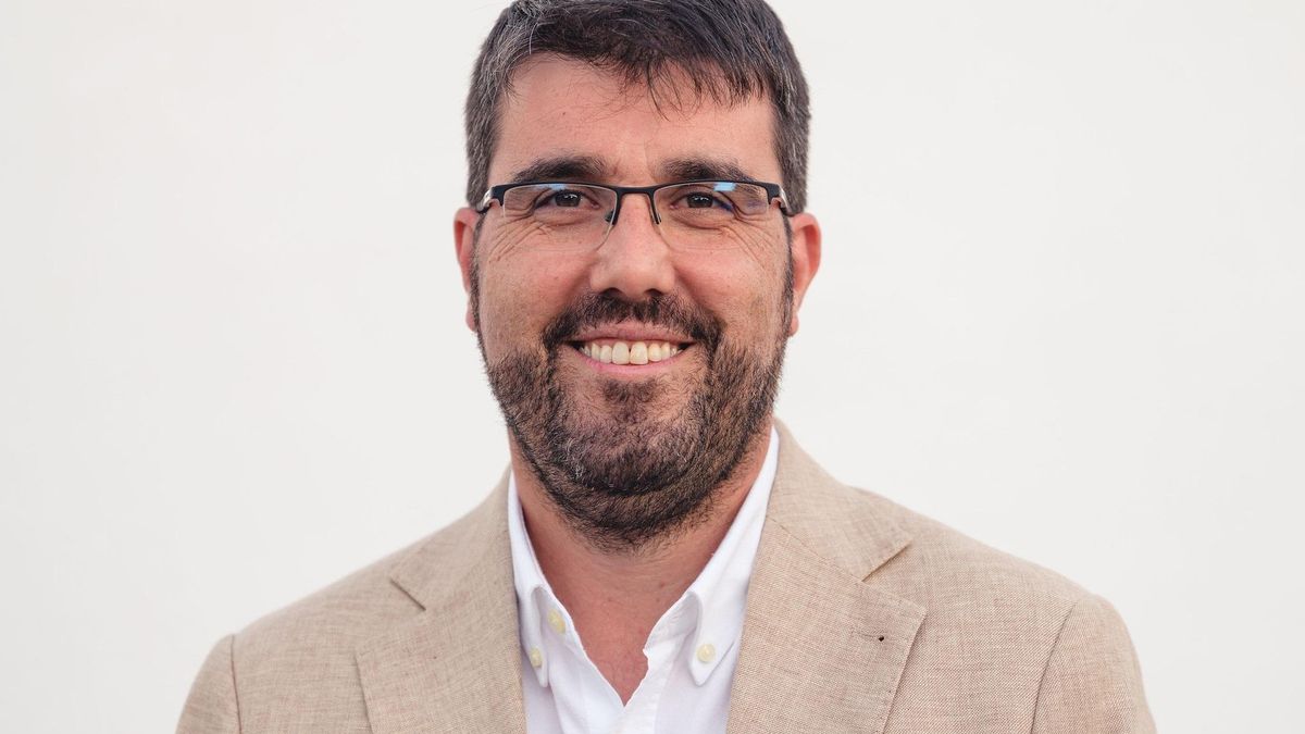 El alcalde de Gerena dimite por "agotamiento metal" tras una década y María Tenorio será candidata a sucederle