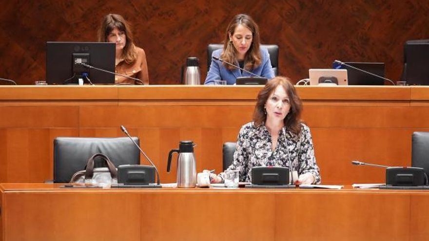 Una directora general del Gobierno de Azcón ataca a Pilar Alegría: "Tenéis ya más imPUTAdos que ministros"