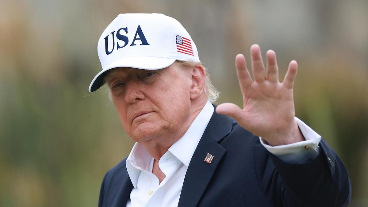 Trump descarta nuevas regulaciones para la IA: "Hay una conspiración enfermiza"