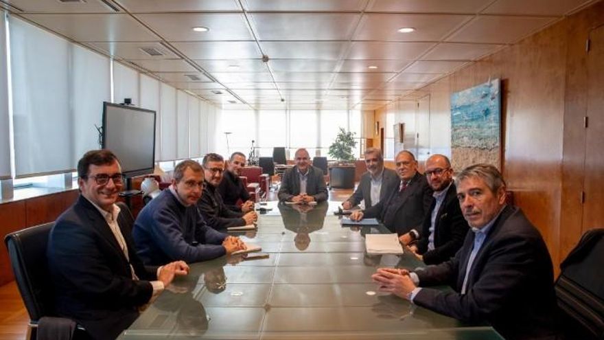 Baleària, GNV y Trasmed se comprometen con el Consell de Eivissa a reforzar la sostenibilidad de la conectividad marítima