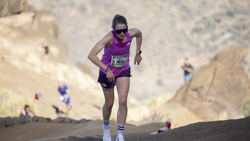 Katie Schide y Henri Aymonod se alzan con la victoria en el Kilómetro Vertical El Gigante de The North Face Transgrancanaria