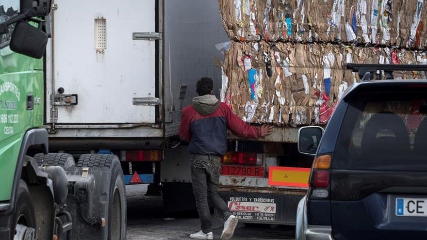 Dos detenidos por el atropello mortal de un inmigrante en Ceuta