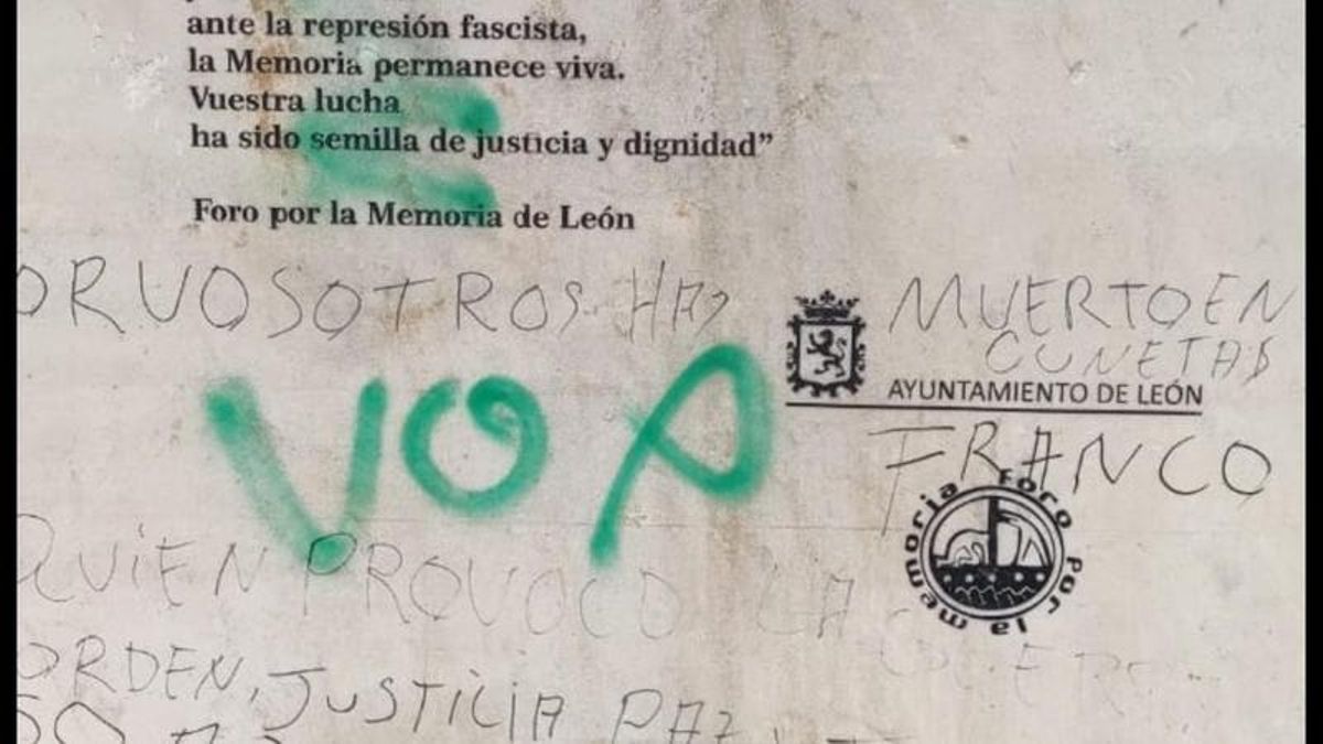 Vandalizan de nuevo el monolito del Campo de Tiro de León que homenajea a las víctimas del franquismo