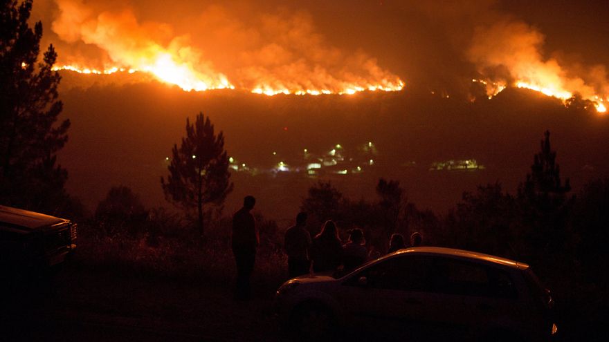 Los incendios no dan tregua tras arrasar más de 8.000 hectáreas en Ourense