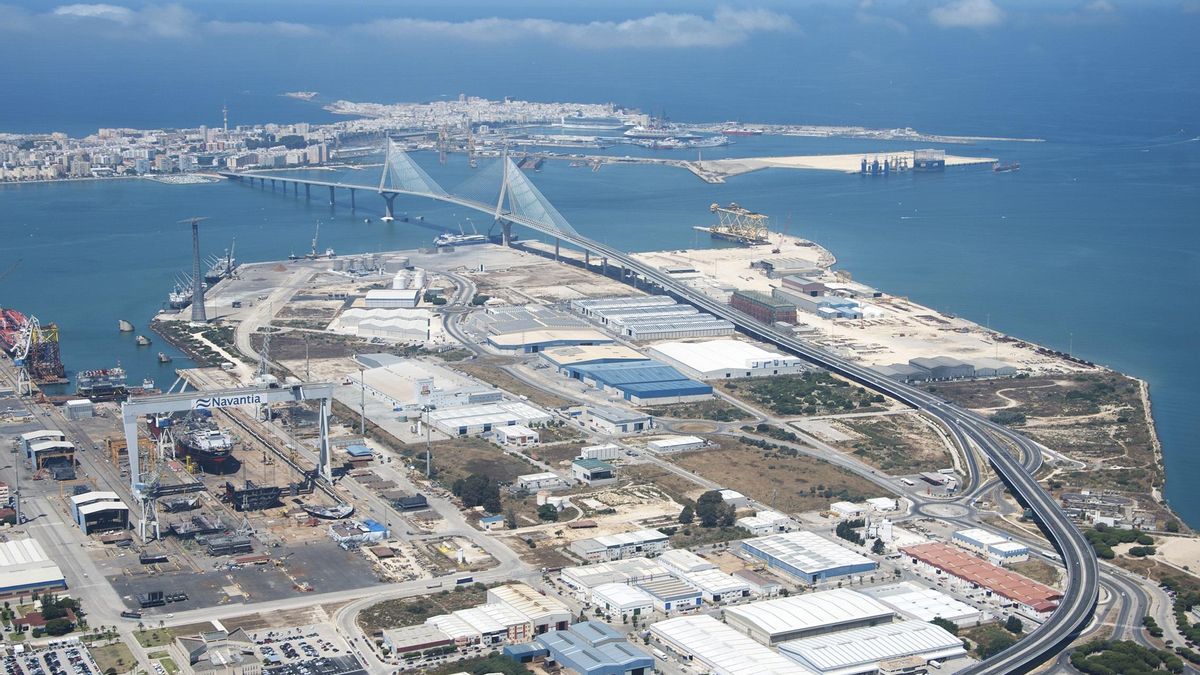 Vista aérea del Puerto de Cádiz