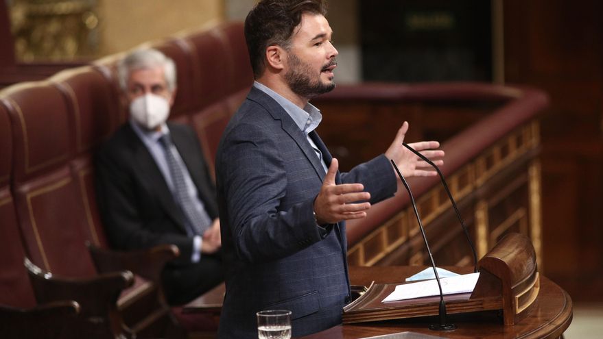 Archivo - El portavoz de Esquerra Republicana (ERC) en el Congreso de los Diputados, Gabriel Rufián, interviene desde la tribuna en una sesión plenaria en el Congreso de los Diputados.