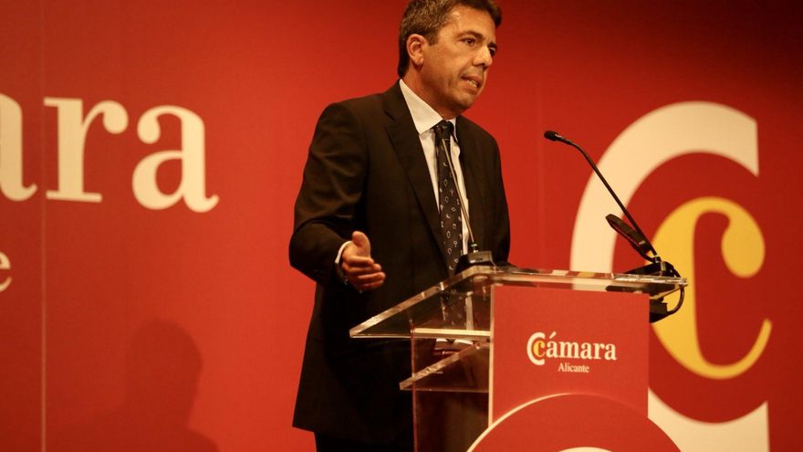 Mazón 'camufla' 1,5 millones para el edificio de la Cámara de Comercio de la que está en excedencia como gerente