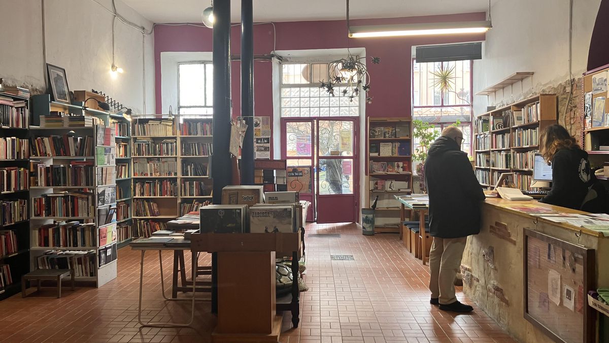 La burbuja del alquiler se ceba con tres colectivos sociales en Santander: "Nos echan del local"