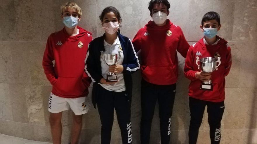 Oro y plata para el RCNT en el Campeonato de España de Squash Sub 13