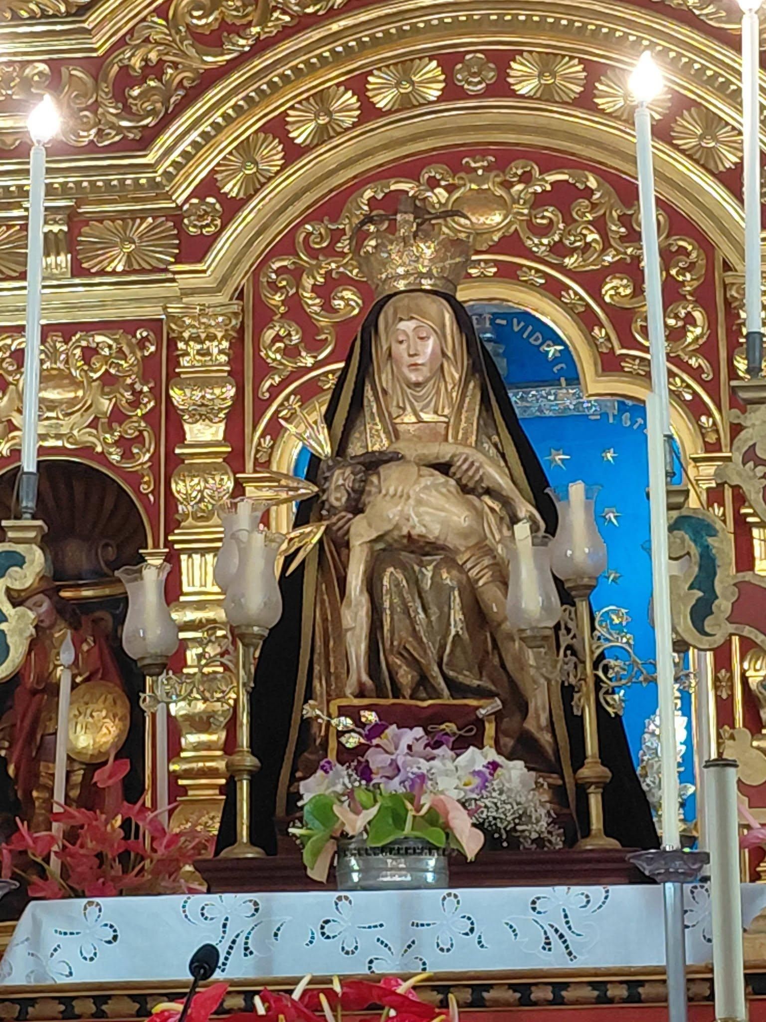 La Virgen de las Angustias, sin su sillón, procesiona. 1759. MVH