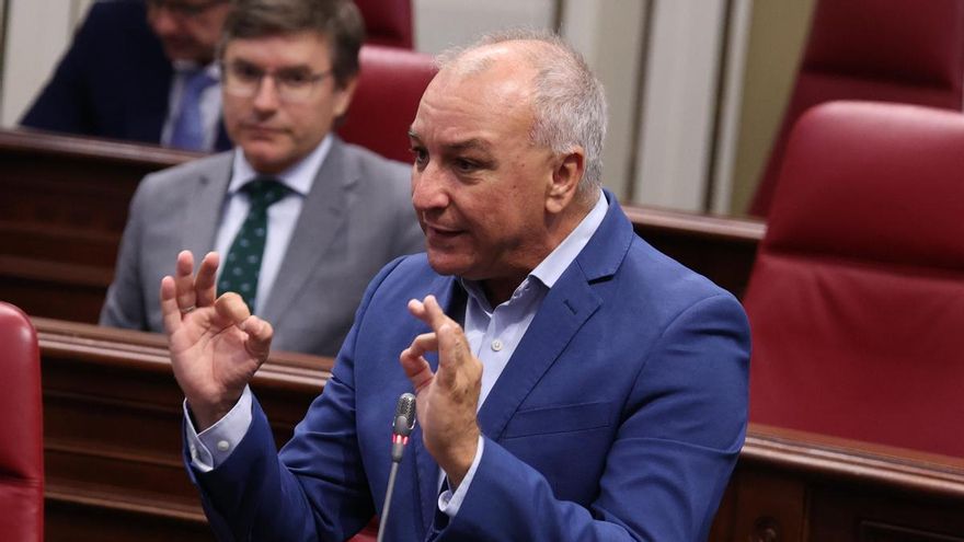 Nueva Canarias habla de "crisis" en el Gobierno de Clavijo y exige que explique la polémica que señala al viceconsejero de Hacienda