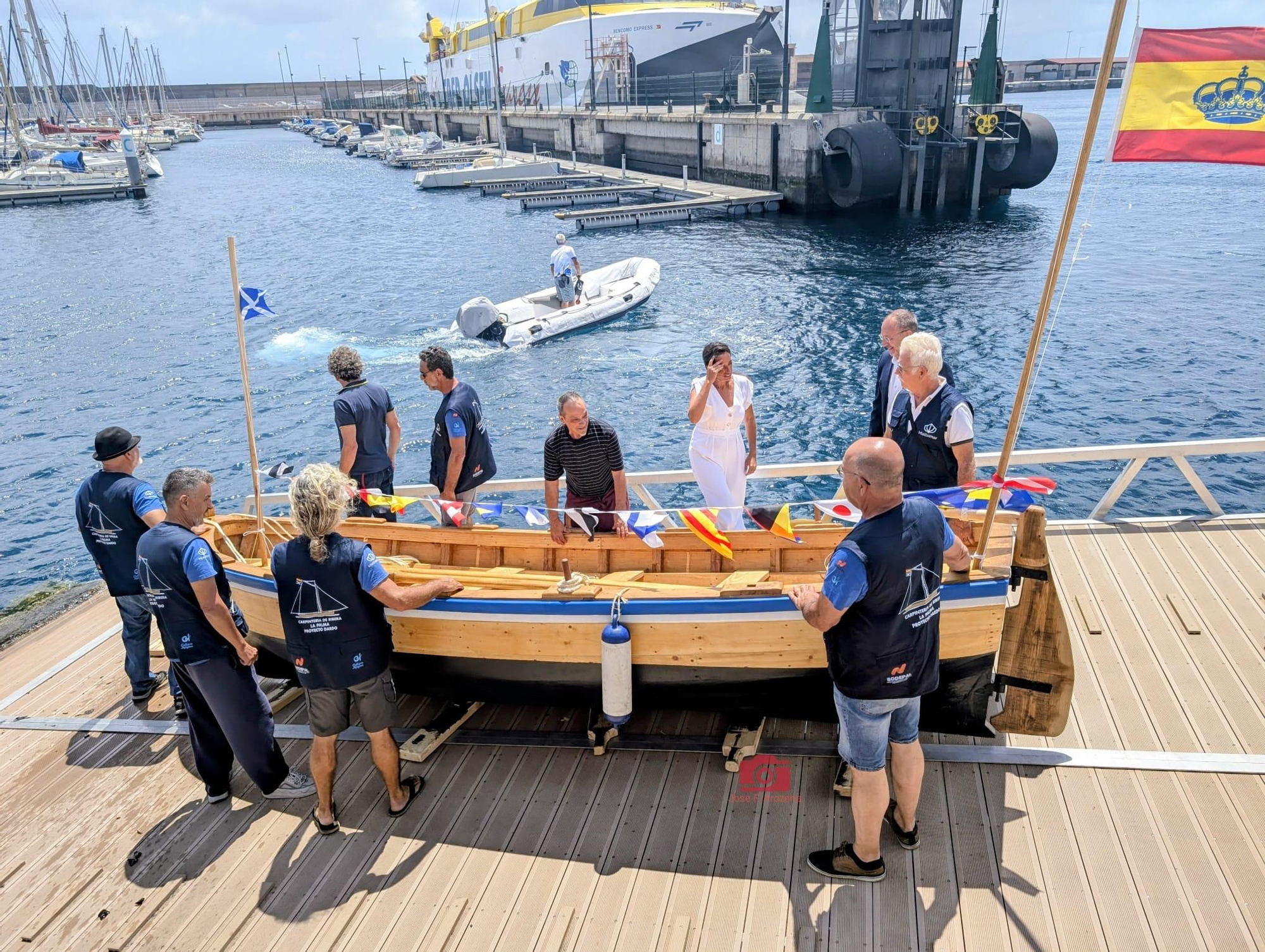 El Bóreas zarpa en La Palma. JOSÉ F. AROZENA