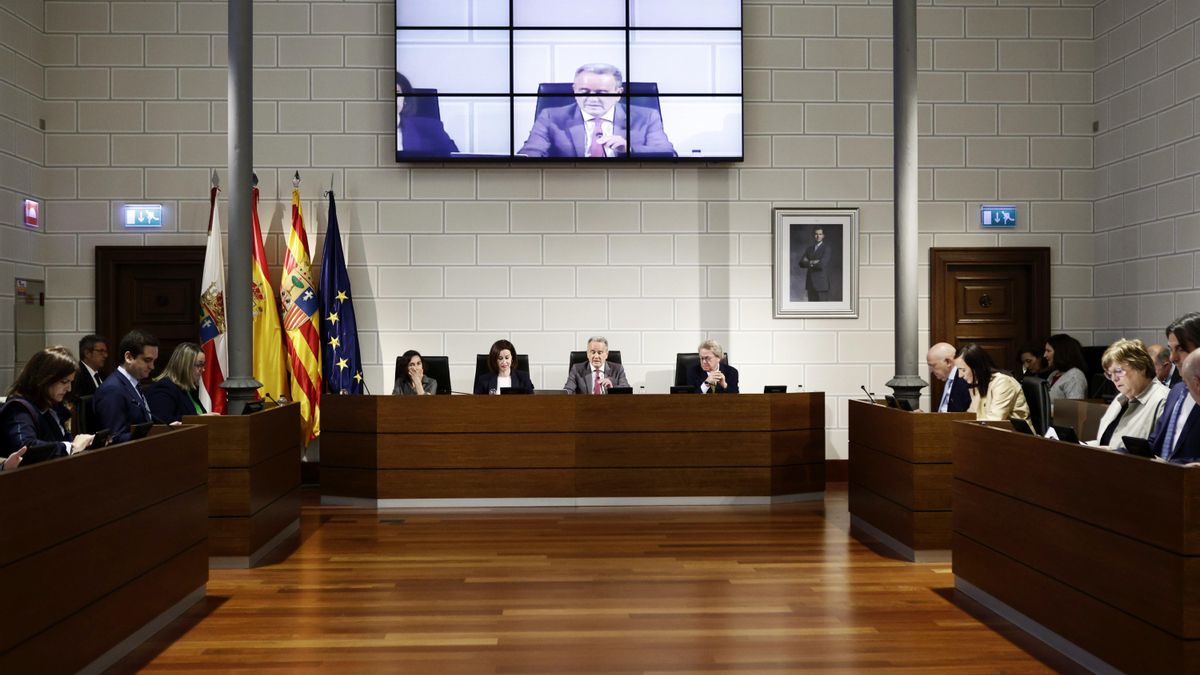 La Diputación de Zaragoza aprueba la licitación de cinco de las nueve carreteras provinciales que se van a empezar a acondicionar este año dentro del programa de actuaciones 2024-2031