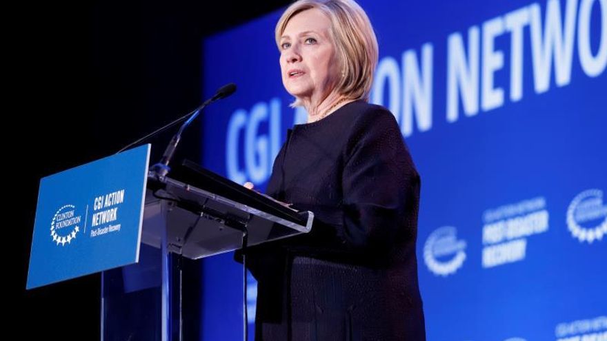 Hillary Clinton advierte en Puerto Rico sobre la crisis climática