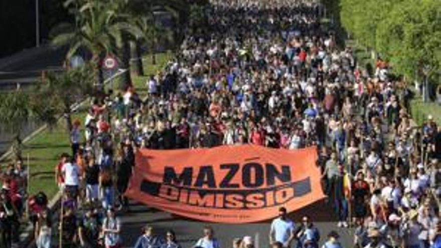 Más de 350.000 peregrinos acuden en romería a la Santa Faz en Alicante sin un Mazón acorralado por la DANA