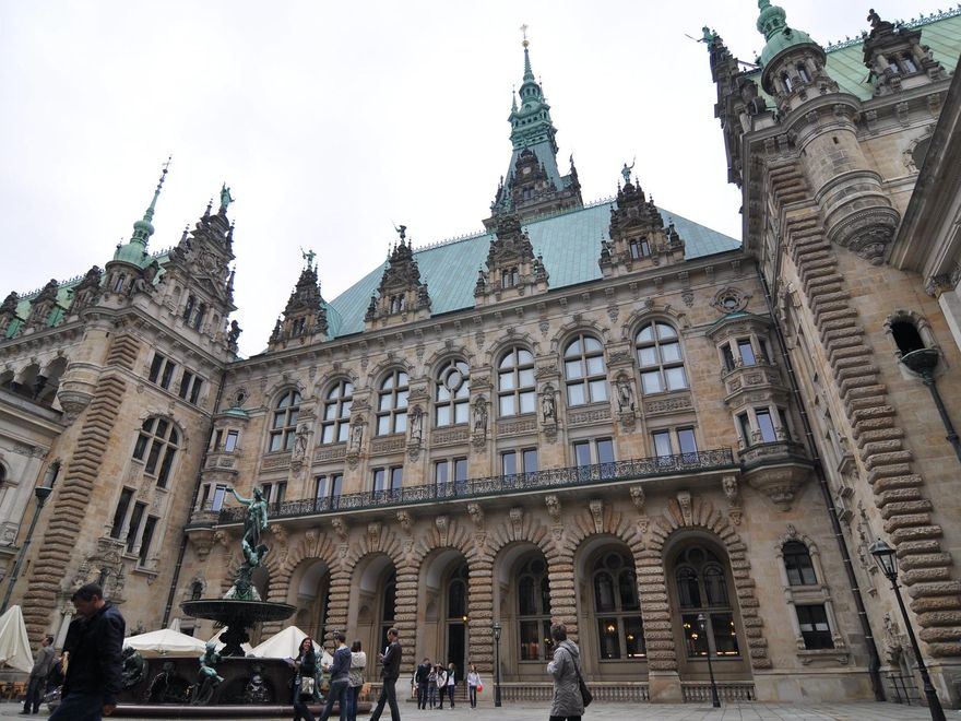 Torres del Ayuntamiento de Hamburgo.