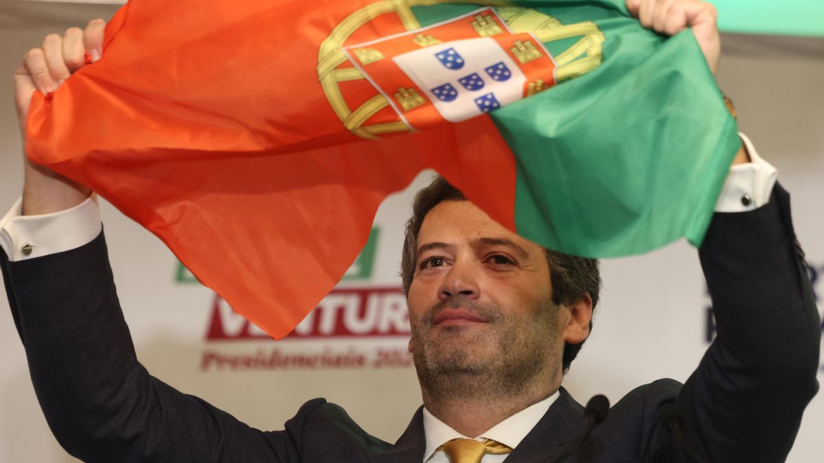 La extrema derecha no frena su crecimiento en Portugal pese a la victoria del candidato socialista