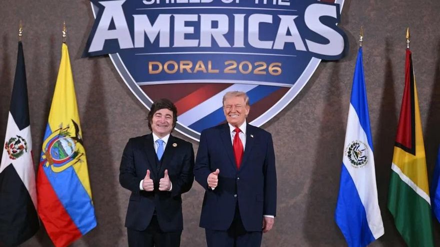 Trump amenaza con ampliar los ataques en Irán y advierte sobre "destrucción total" y "muerte segura"