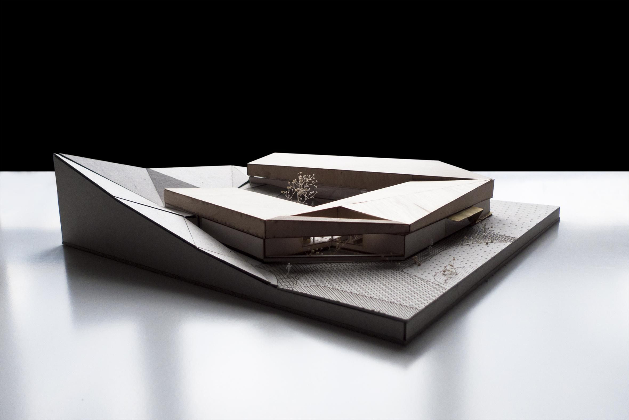 Maqueta-Aérea de acceso al aparcamiento.