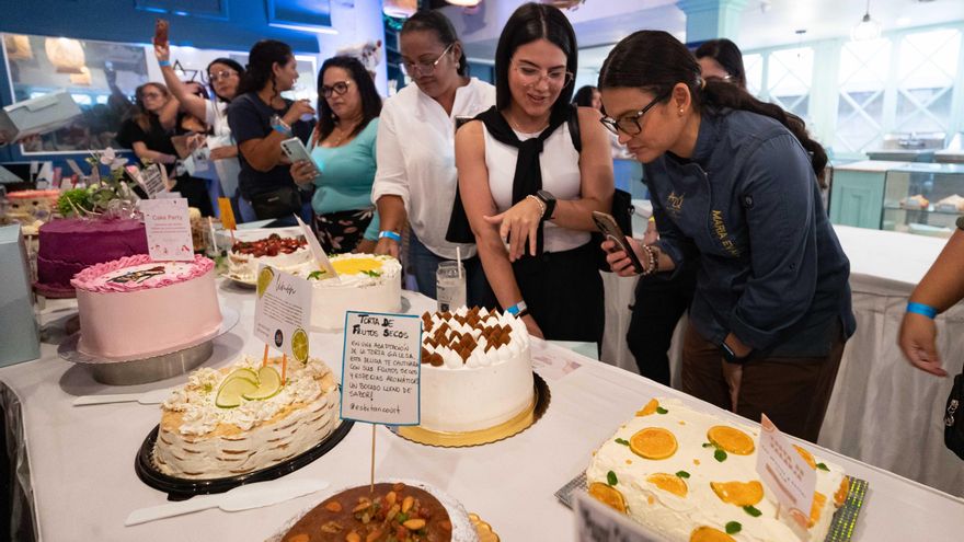 Unas mil personas asisten a un evento en Caracas en donde un pastel era el pase de entrada