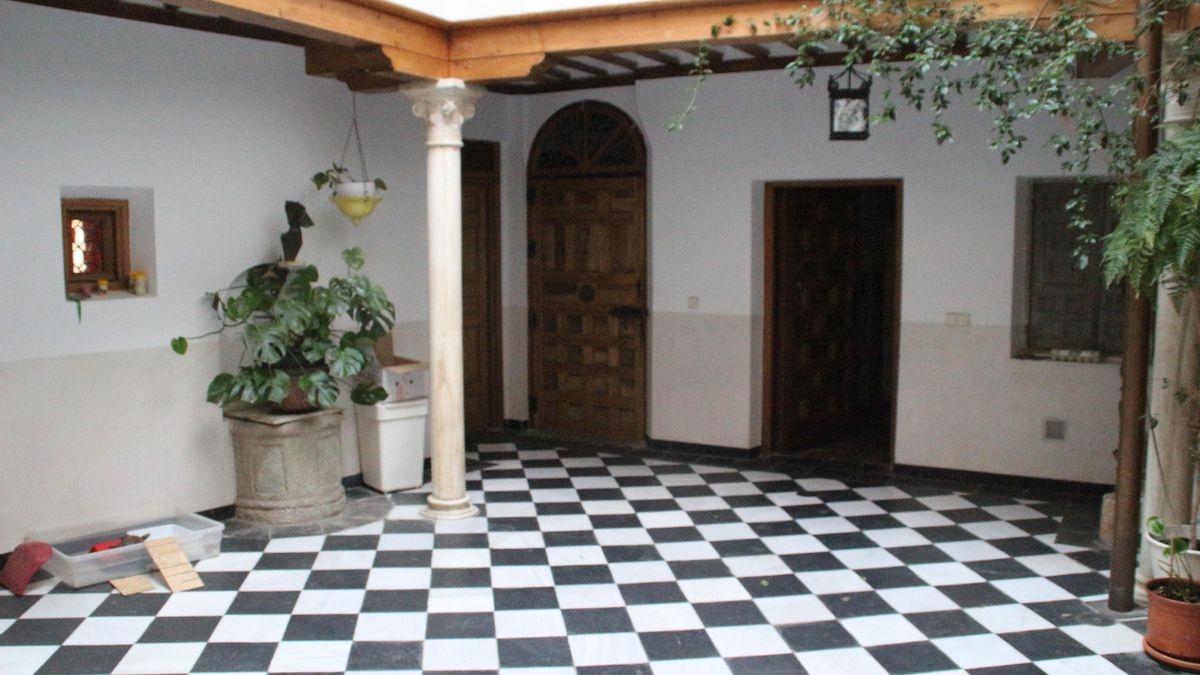 Patio de la 'Casa del buen amor', de Francisco García Martín