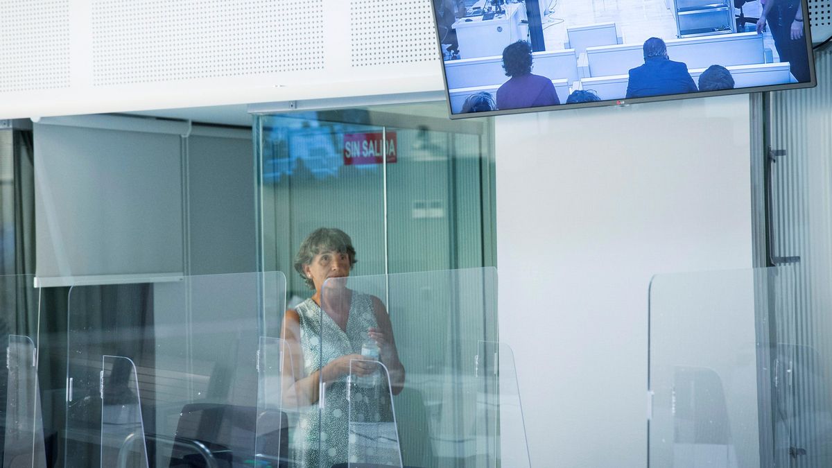 Archivo - La exjefa de ETA María Soledad Iparragirre, alias 'Anboto', en uno de los juicios en la Audiencia Nacional