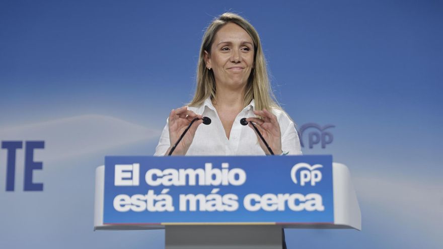 La vicesecretaria de Coordinación Sectorial del PP, Alma Ezcurra, durante la rueda de prensa ofrecida este jueves en la sede de la calle Génova.