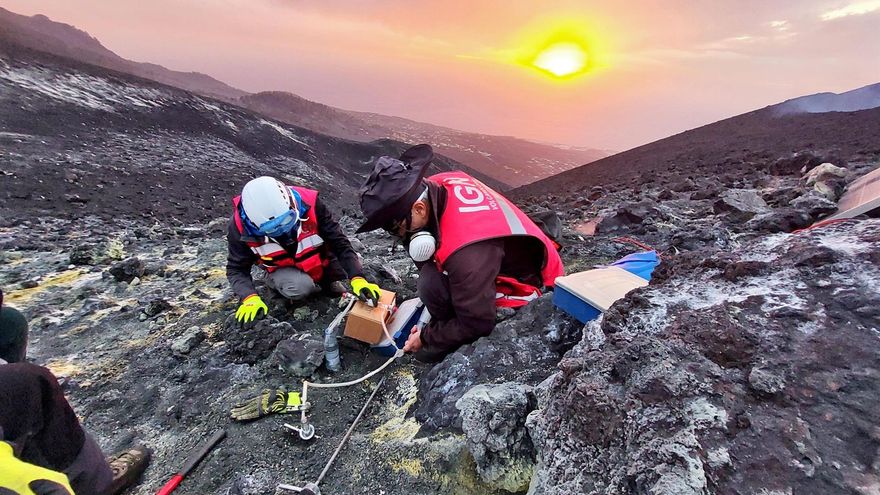 Temperaturas de casi 850 grados a solo un metro de profundidad junto al volcán de La Palma
