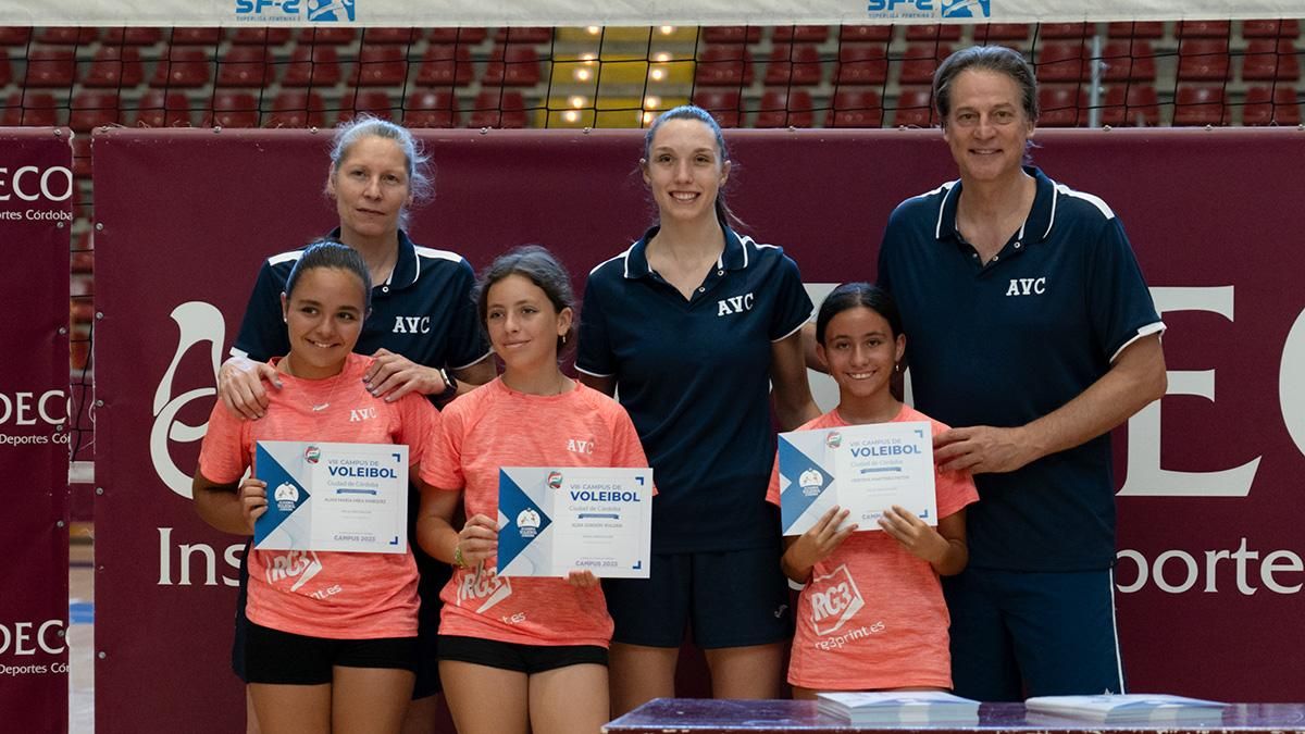 Clausura del Campus Rafa Pascual de voleibol en Vista Alegre
