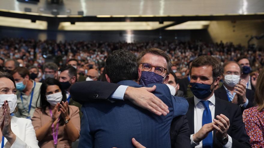 Andalucía, año cero del PP: Moreno y Feijóo ante el reto de frenar a Vox desde la moderación