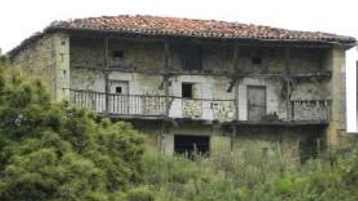 El Gobierno de Cantabria tramita otros seis apartamentos turísticos sobre suelo rústico en Ramales