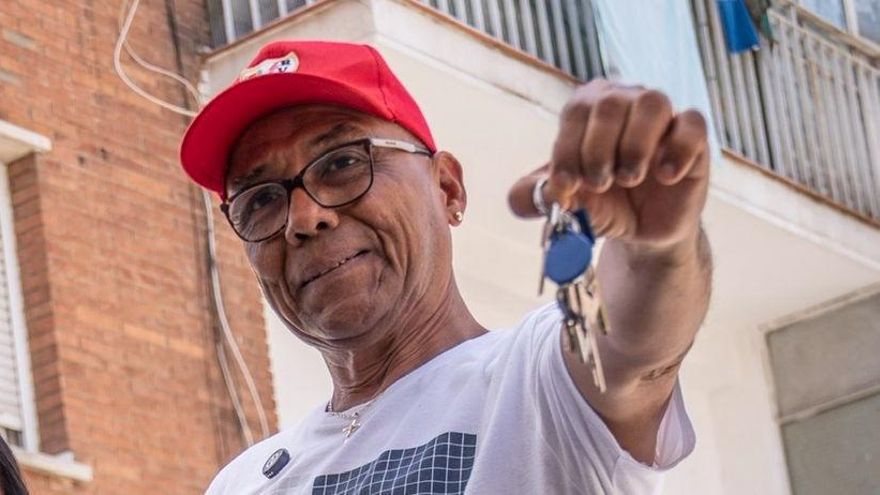 Desahucio el mismo día que Maricarmen: una familia migrante será expulsada de Vallecas si no logra su mismo apoyo social
