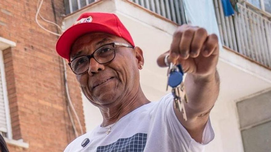 Desahucio el mismo día que Maricarmen: una familia migrante será expulsada de Vallecas si no logra su mismo apoyo social