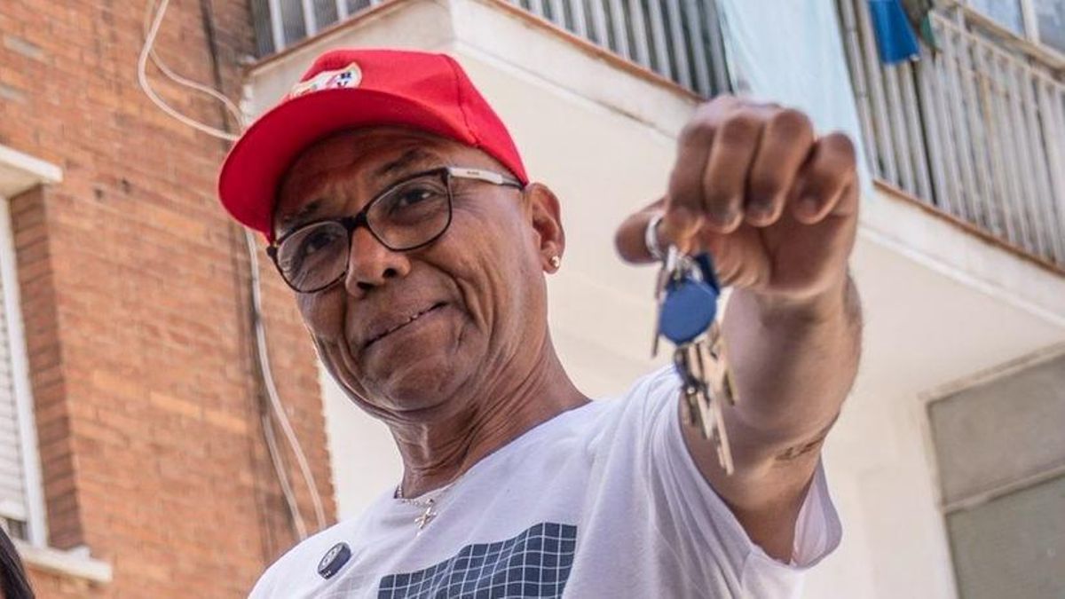 Desahucio el mismo día que Maricarmen: una familia migrante será expulsada de Vallecas si no logra su mismo apoyo social