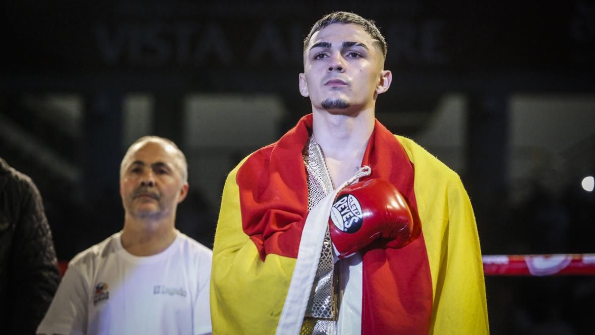 Combate de Rafa Lozano Jr. por el cinturón Iberoamericano