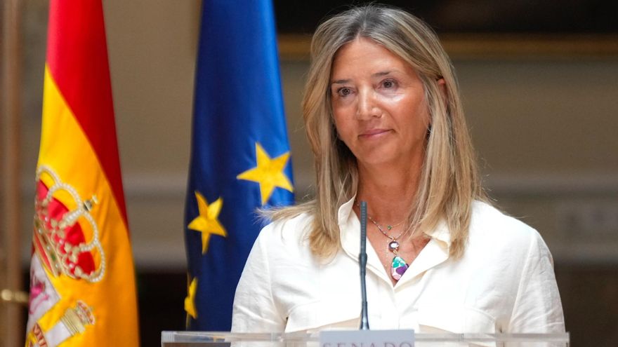 La portavoz del PP en el Senado, Alicia García, durante la rueda de prensa el 20 de agosto de 2025.