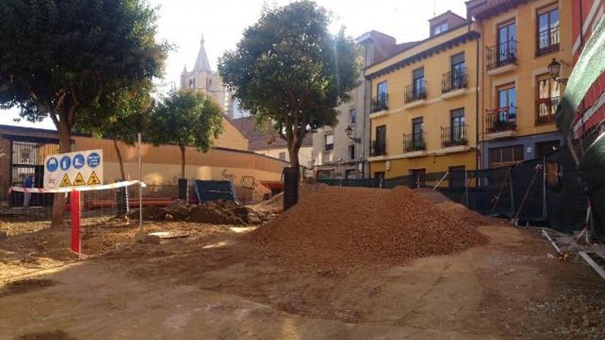 Tras el enterramiento, continuarán las obras para reurbanizar toda la plaza de San pelayo.