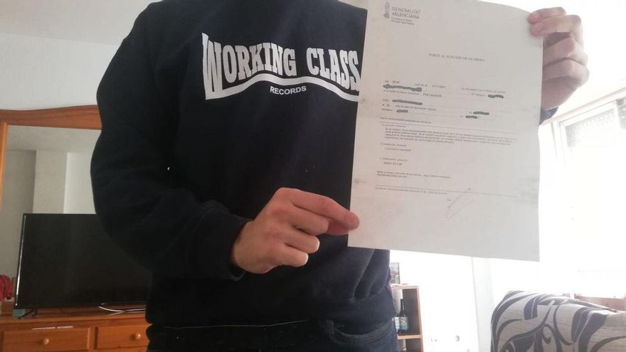 La Fiscalía investiga como delito de odio la agresión a un joven en Valencia que lucía el lema "working class"