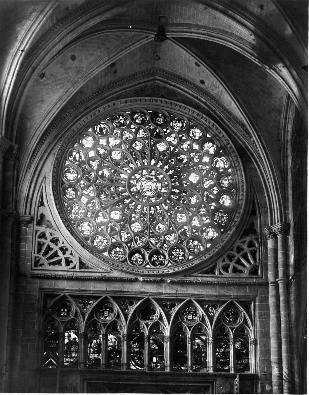 Rosetón de la Catedral de Toledo. Años 60.