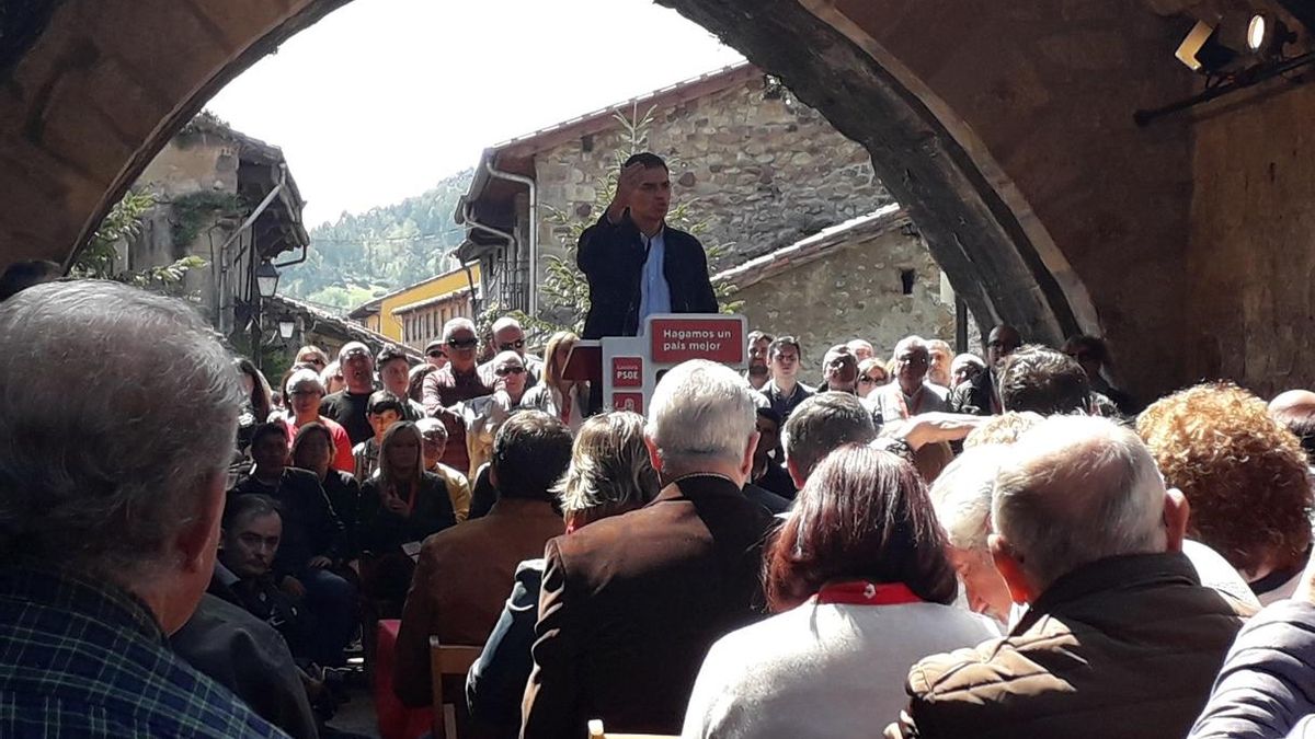 AMPL Sánchez ve al PSOE como "primera fuerza" en las municipales tras el "castigo" de Rajoy a los ayuntamientos