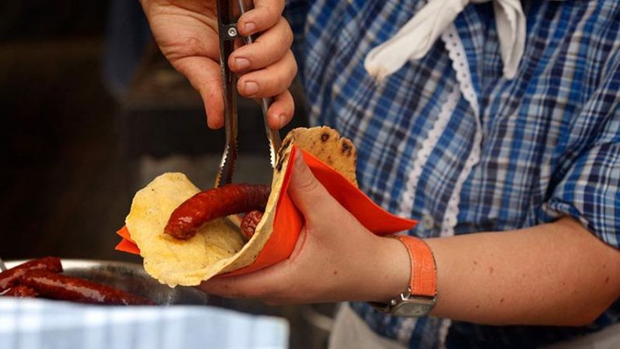 Rutas con sabor: seis escapadas para disfrutar de la gastronomía local rodeados de pueblos con encanto