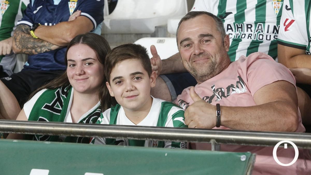 Grada Blanquiverde del Córdoba CF - Racing de Santander