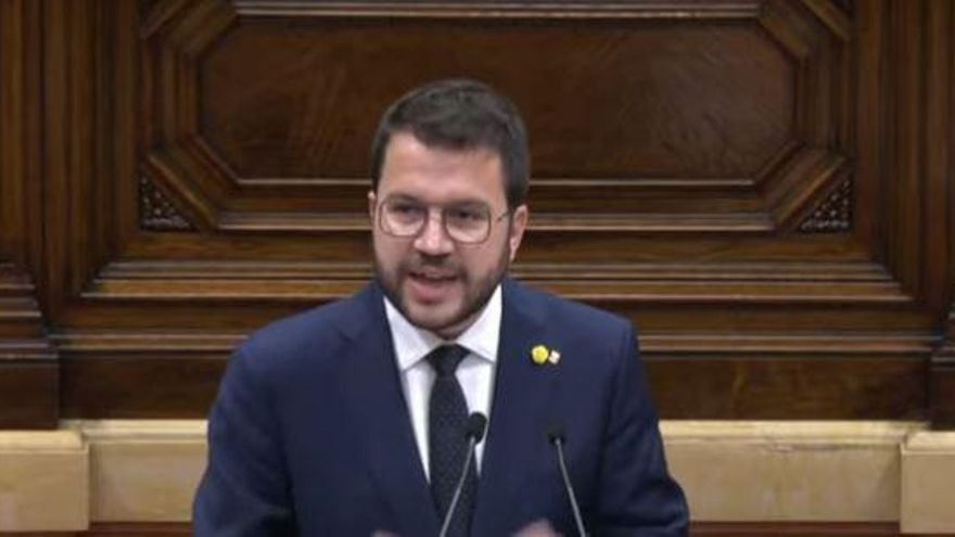 Aragonès durante la investidura
