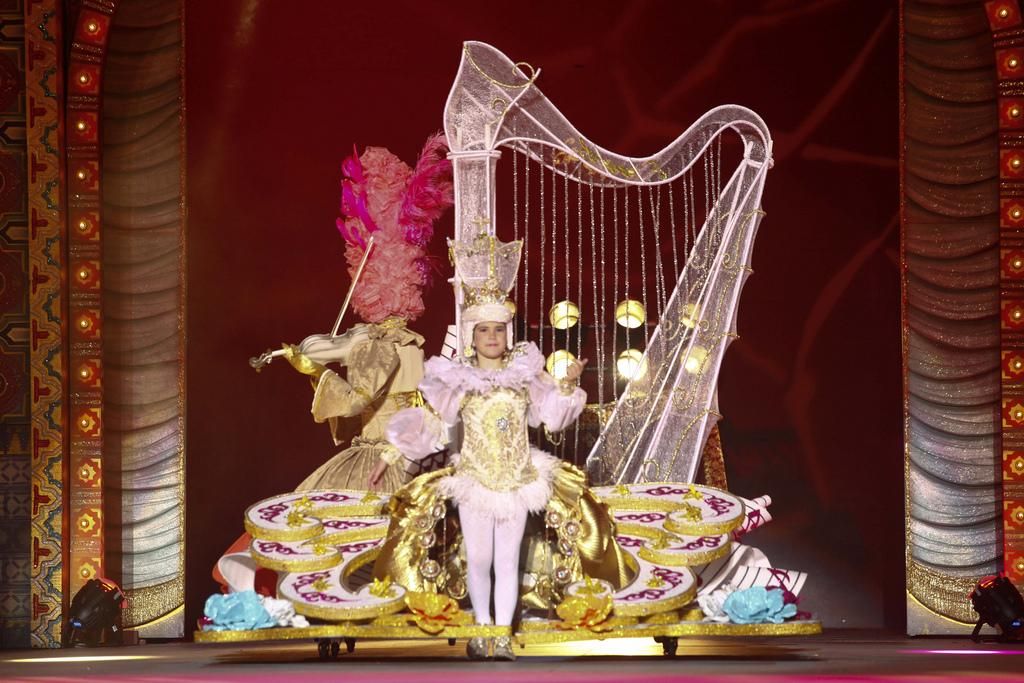 Gala de la Reina Infantil del Carnaval de 'Las mil y una noches'. FOTO: LpaCarnaval