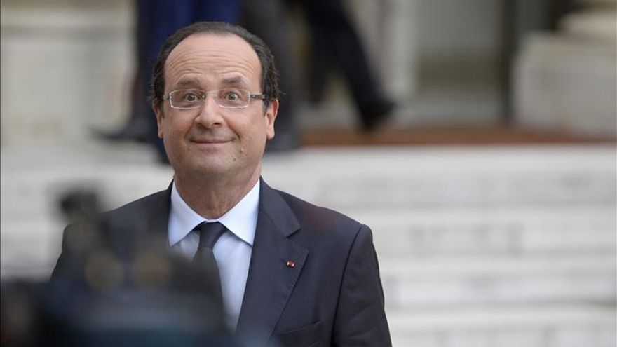 Hollande abre una conferencia de empleo y pensiones con los sindicatos y la patronal