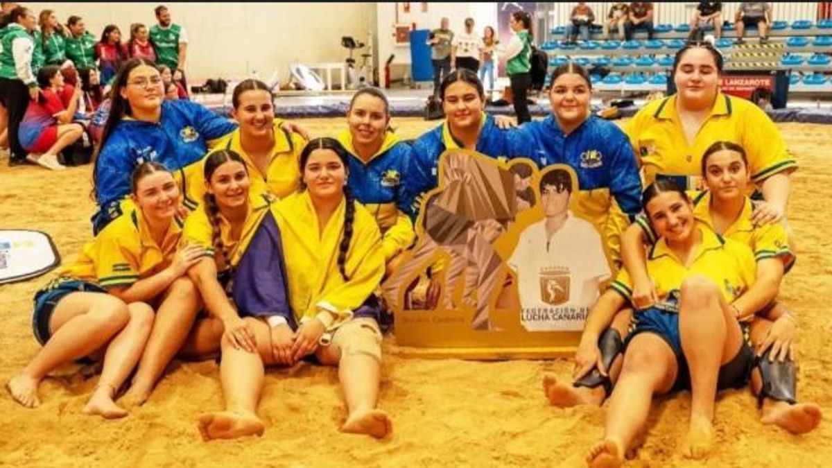 Lucha canaria femenina.