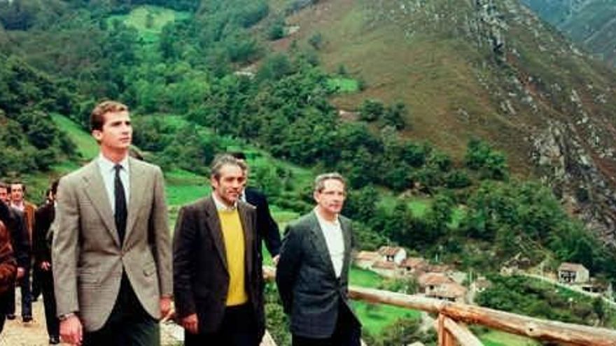 Valdesoto se echa a la calle al lograr el premio al Pueblo Ejemplar de Asturias 2025 tras superar 20 intentos fallidos